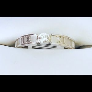 18k white Gold Tiffany’s Atlas Collection Diamond Engagement Ring.